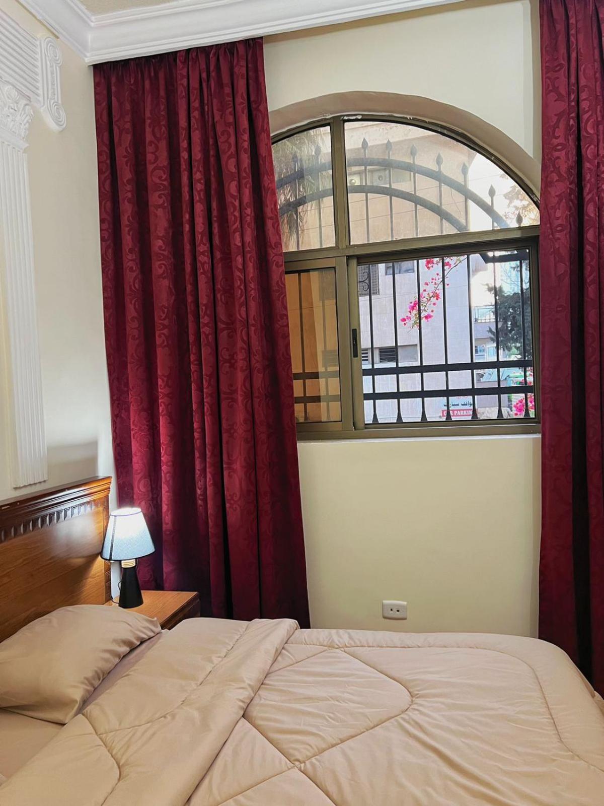 Sufara Hotel Suites Amman Exterior photo