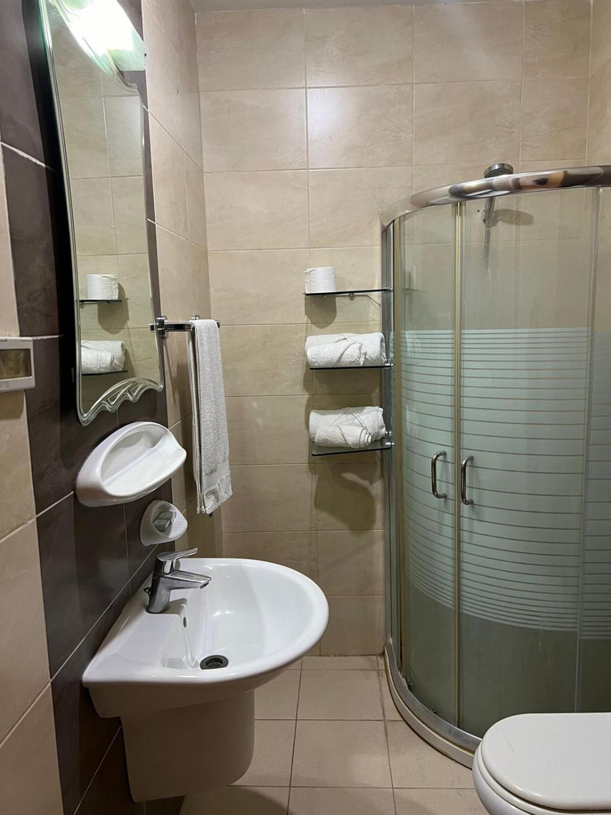 Sufara Hotel Suites Amman Exterior photo