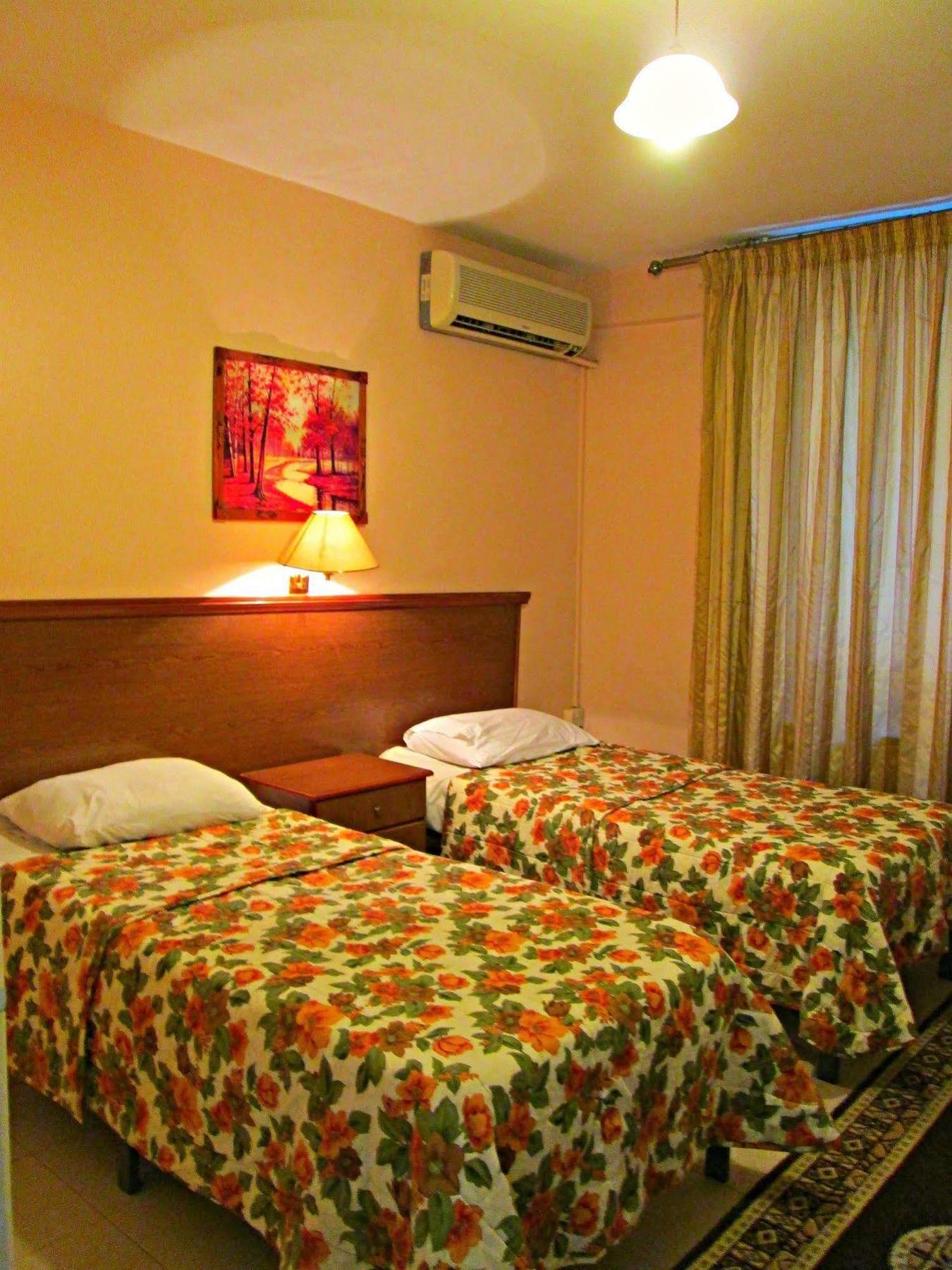 Sufara Hotel Suites Amman Exterior photo